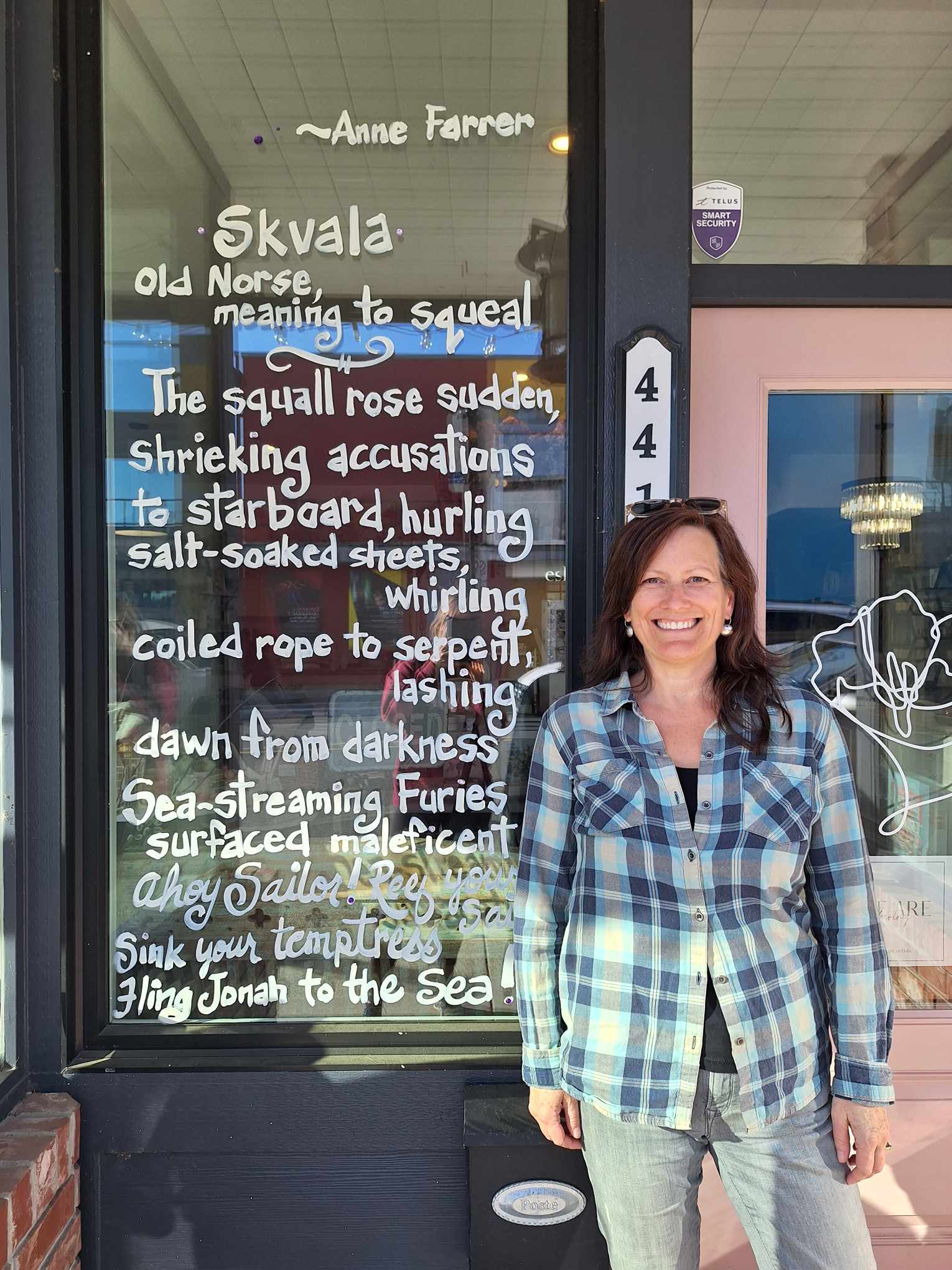 Photograph of storefront featuring skvala